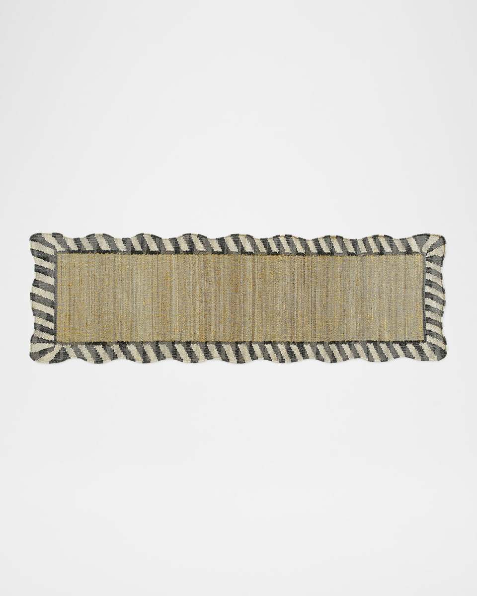 Jute Scalloped Rug, 2'6" x